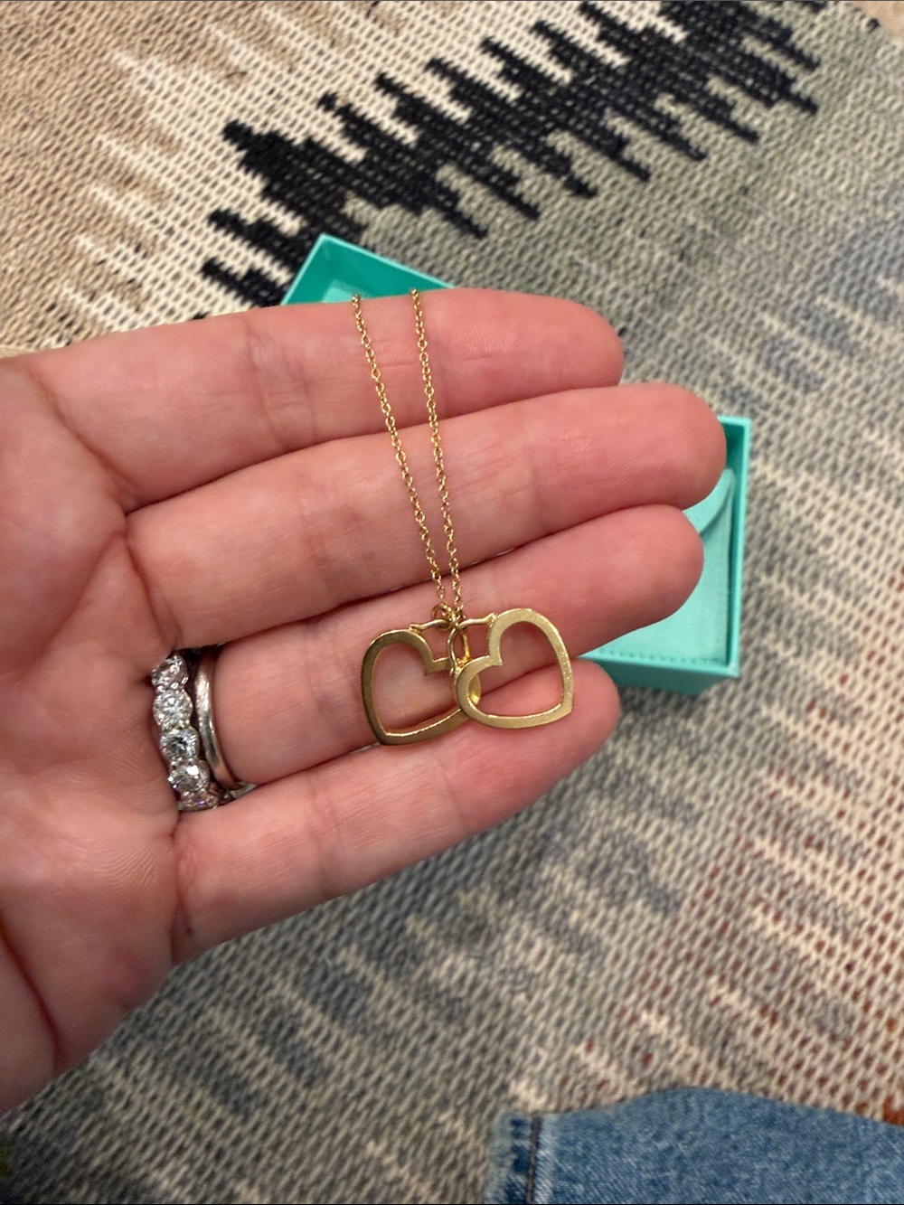 EUC Stunning 18K TIFFANY & CO Double Heart Necklace